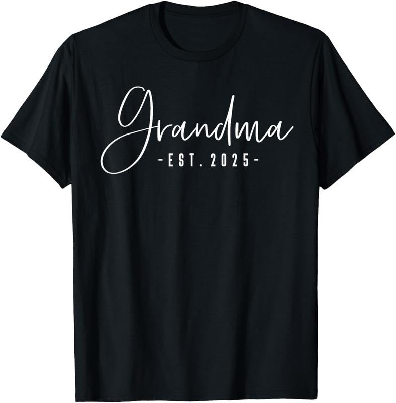 100% Cotton Grandma Est 2025 Grandma To Be Gifts New Grandma 2025 T-Shirt Hoodie, Sweatshirt | RetroVerseTees.com