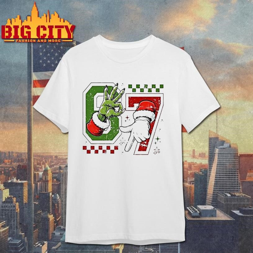 6 7 Christmas Daydream Shirt