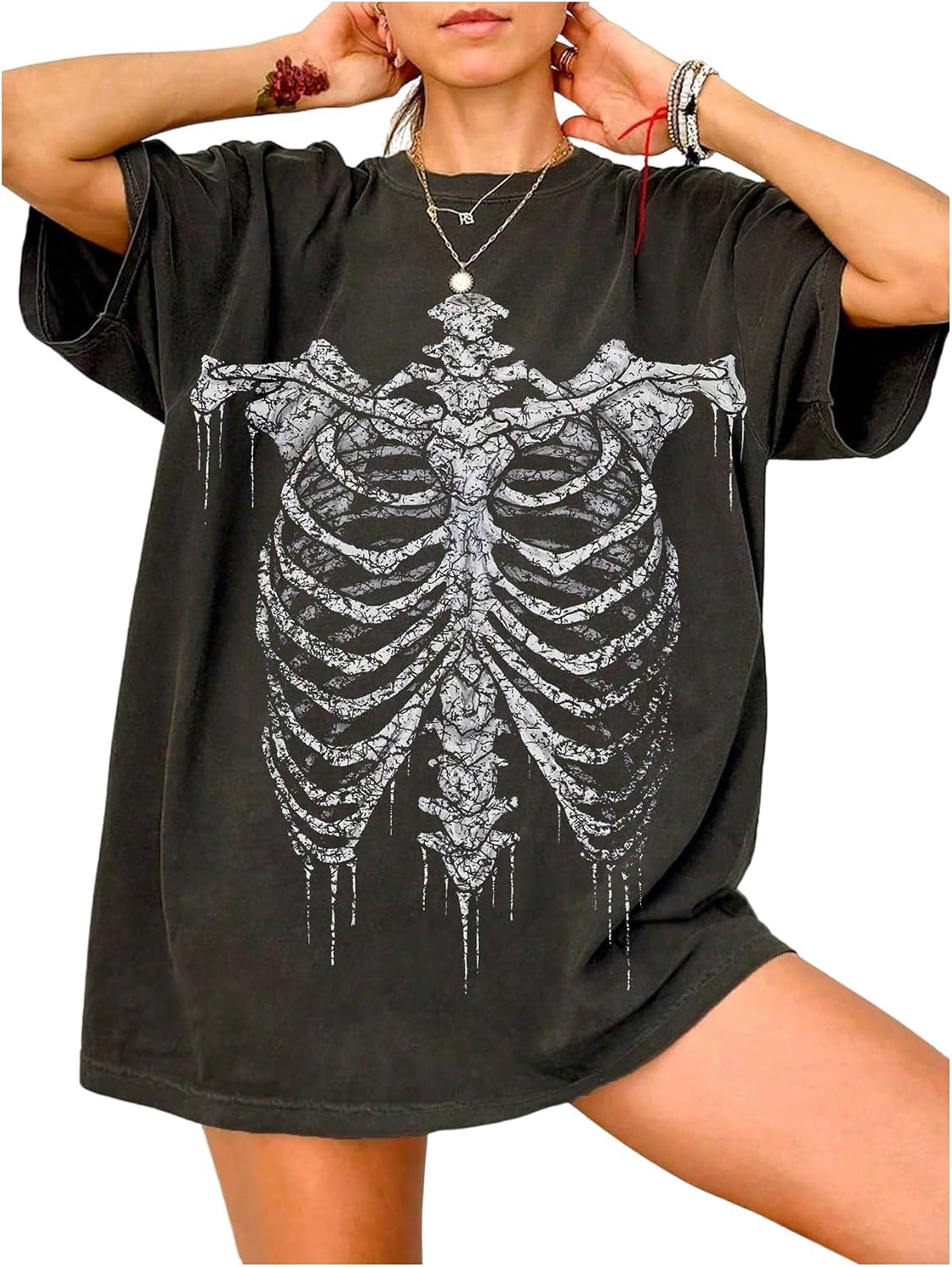 Women's Skeleton Graphic Tees Gothic Short Sleeve Oversized T Shirt Crewneck Vintage Summer Grunge Tops Streetwear