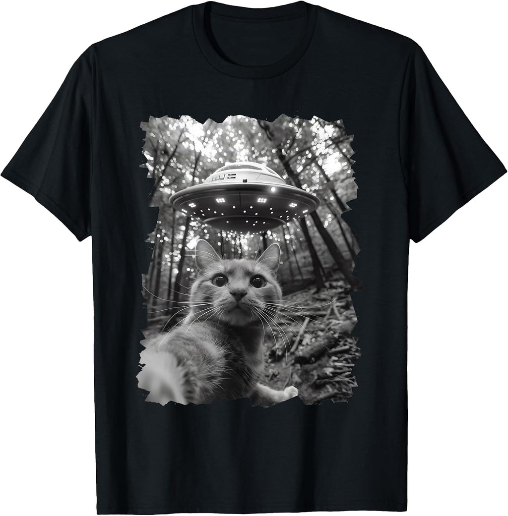 Funny Cat UFO, Funny Alien Cat Selfie UFO for Cats Lovers T-Shirt