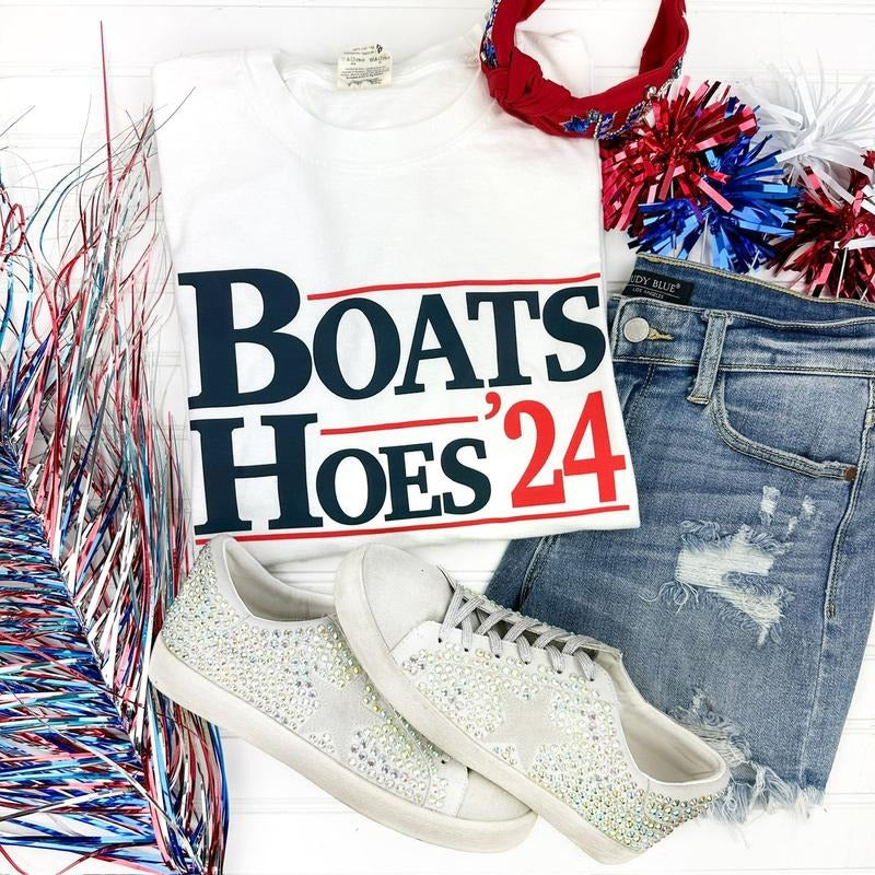 Boats 24 Comfort Colors T-Shirts Hoodie, Sweatshirt | RetroVerseTees.com
