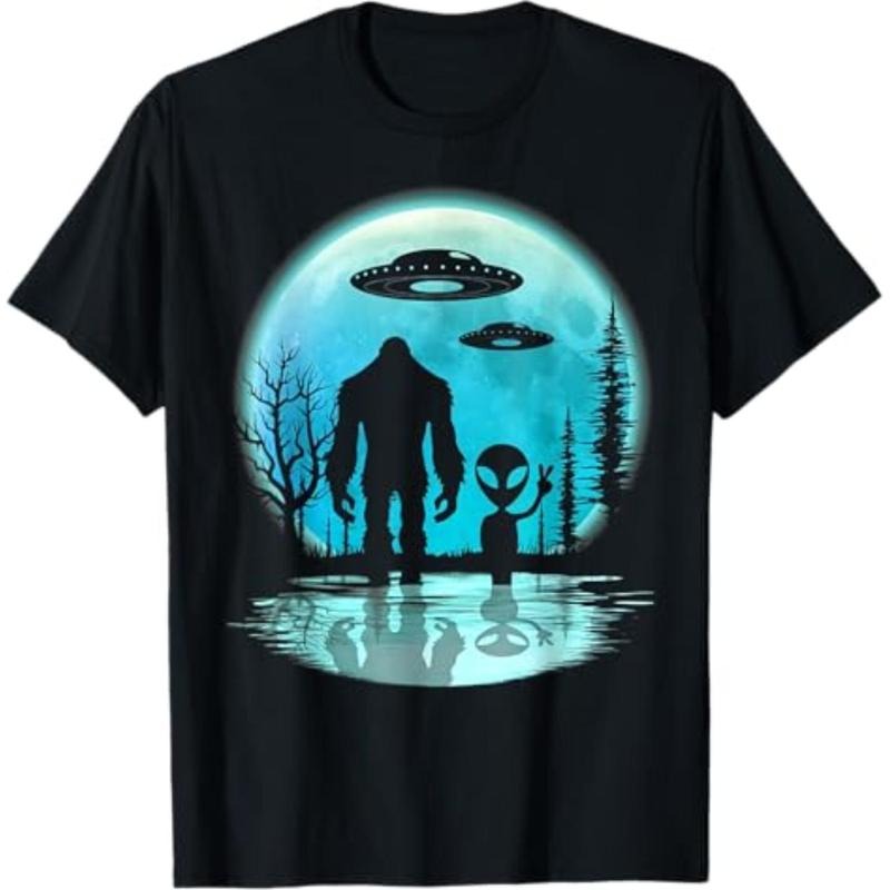 Casual T-shirt Alien Gunpla brand Bigfoot Moon T-Shirt Graphic Graphic Tees Hoodie, Sweatshirt | RetroVerseTees.com