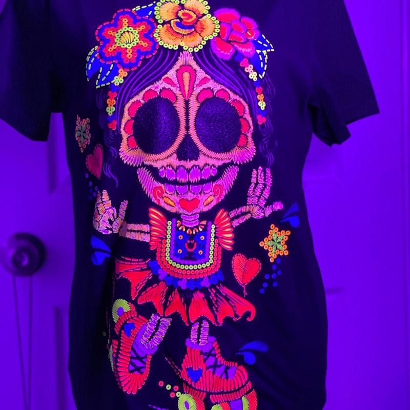 Catrina patines Cotton Black Casual T-Shirts, Hoodie, Sweatshirt | RetroVerseTees.com