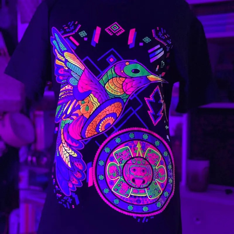 Colibri con calendario azteca T-shirt Cotton Black Hoodie, Sweatshirt | RetroVerseTees.com