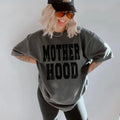 Comfort Color Mother Hoood T-shirt, Trendy Mama T-shirt, Mom Life Tee, Oversized Graphic Mom Shirt, Shirt Cool Mom Club...