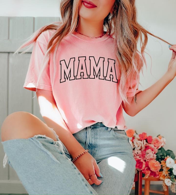 Comfort Colors Retro Mama Shirt Mothers Day Gift From Daughter for Mom Mama Tshirt For Birthday For Her Hoodie, Sweatshirt