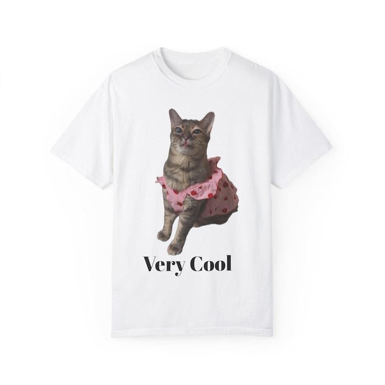 Cool Cat Unisex T-Shirt, Fun Gift for Cat Lovers, Casual Wear, Pet Enthusiast, Unique T-Shirt, Summer Style Cotton...