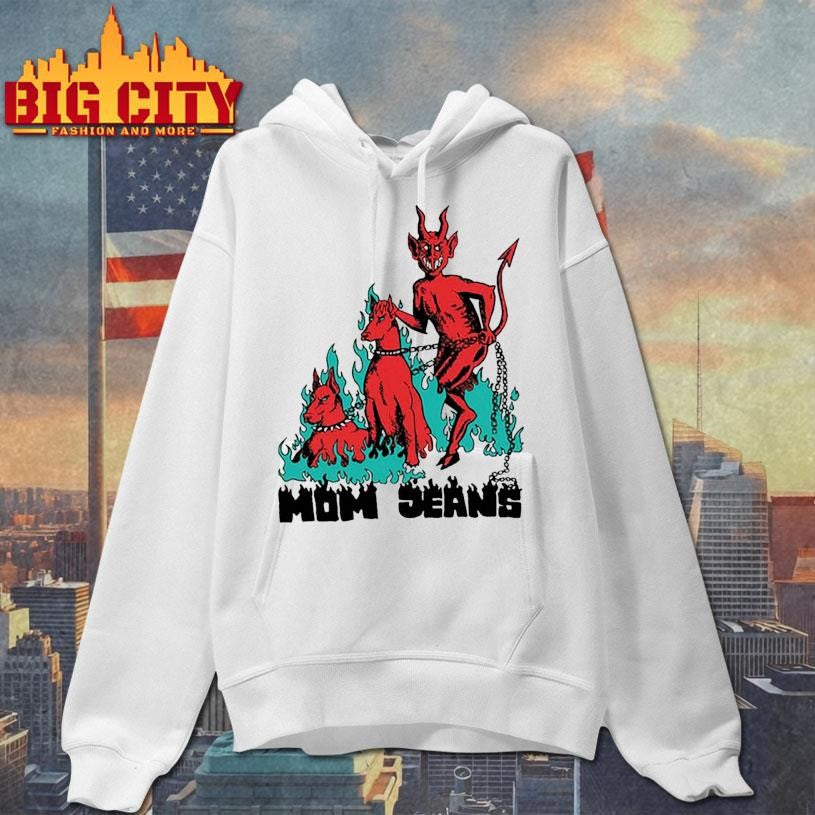 Devil Dog Cropped Boxy Mom Jeans shirt