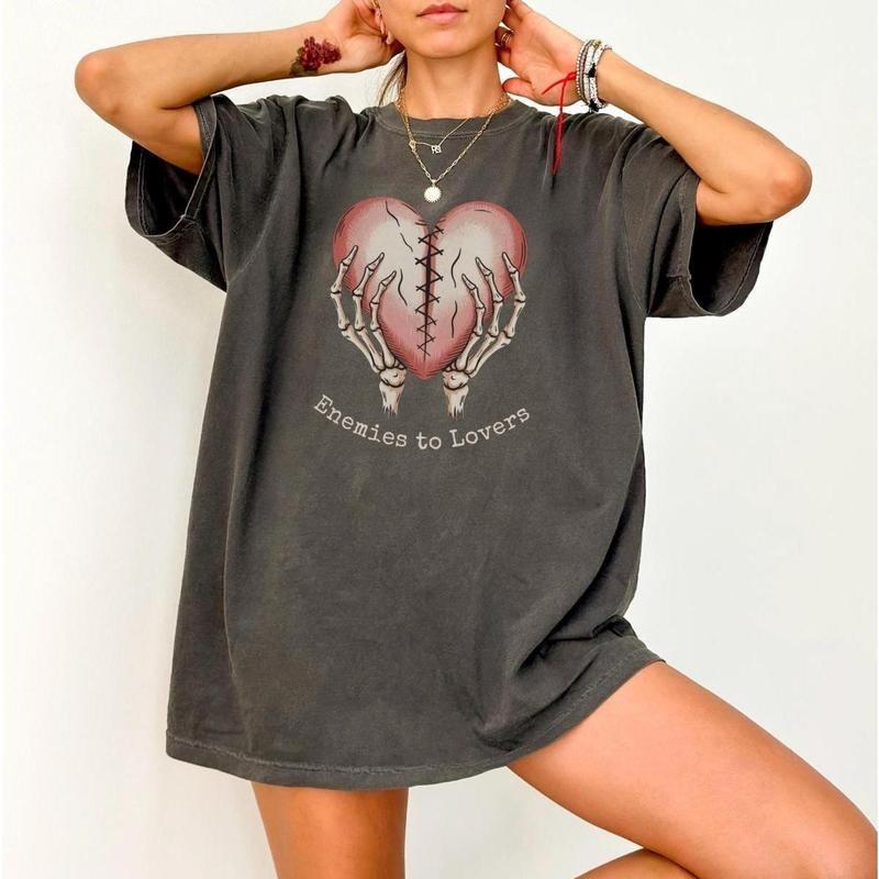 Enemies to Lovers Book Trope Shirt, Dark Romance Reader Gift, Romantantasy Skeleton Heart T-Shirt Comfort Color Smut...