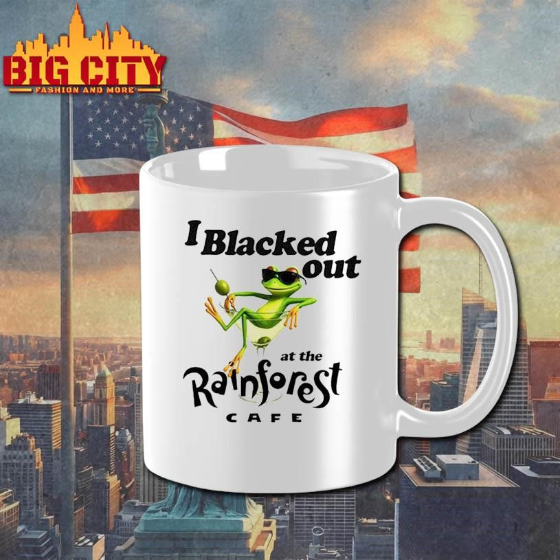 Frog Martini Glass I Blacked Out At The Rainforest Cafe 2025 Shirt