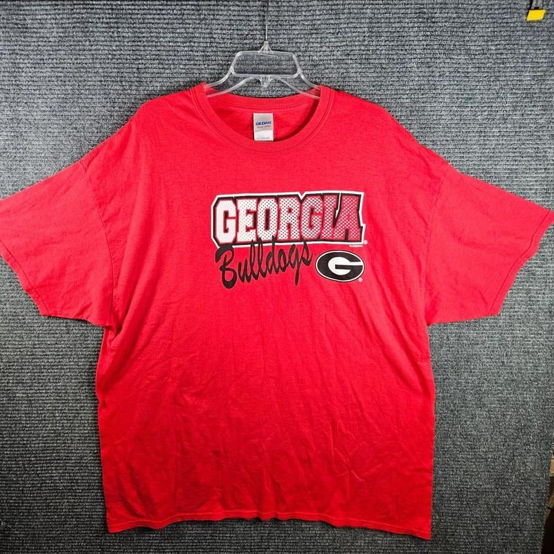 Gildan Georgia Bulldogs T Shirt, Unisex T-shirt Sweatshirt Hoodie | RetroVerseTees.com