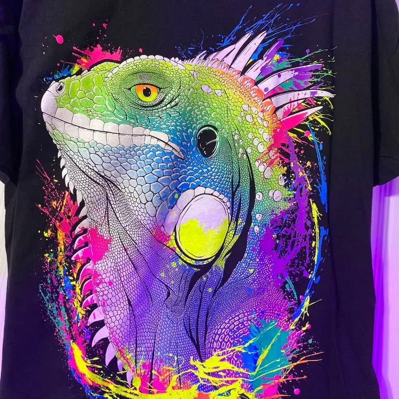 Iguana T-shirt Black Cotton Casual Hoodie, Sweatshirt | RetroVerseTees.com