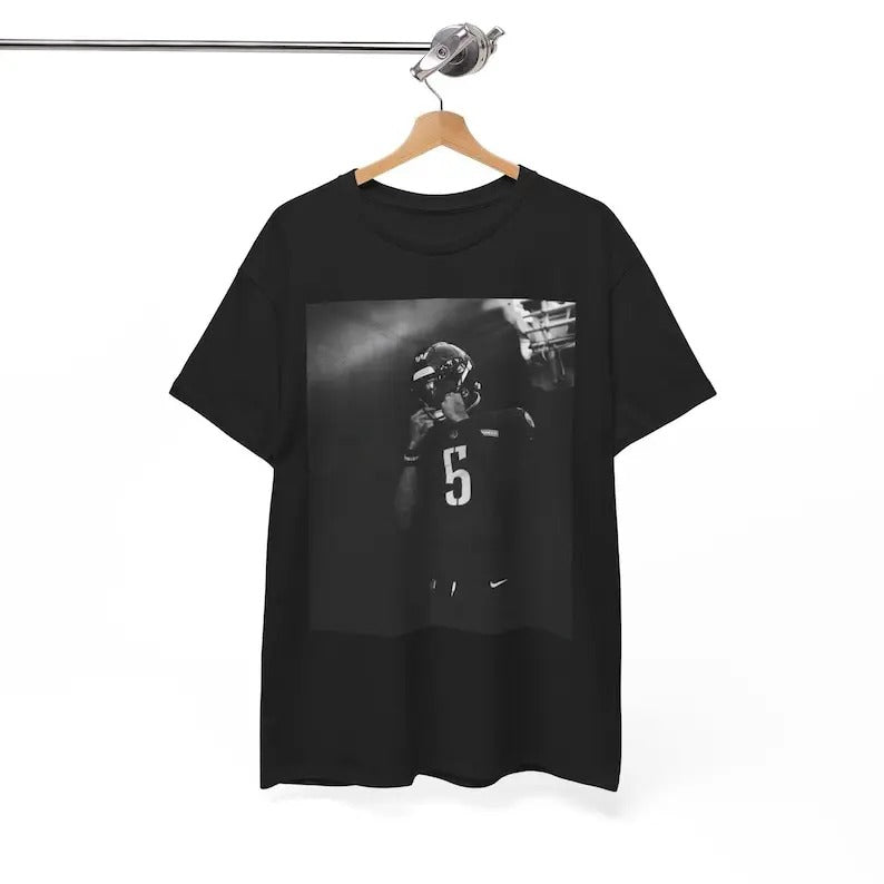 Jayden Daniels Blackout Graphic Tee, Perfect Sports Gift for Football Fans and Collectors Hoodie, Sweatshirt