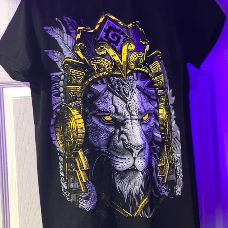 Leon guerrero T-shirt Menswear Top Man Hoodie, Sweatshirt | RetroVerseTees.com