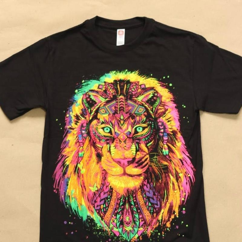 Lion T-shirts Cotton Black Hoodie, Sweatshirt | RetroVerseTees.com
