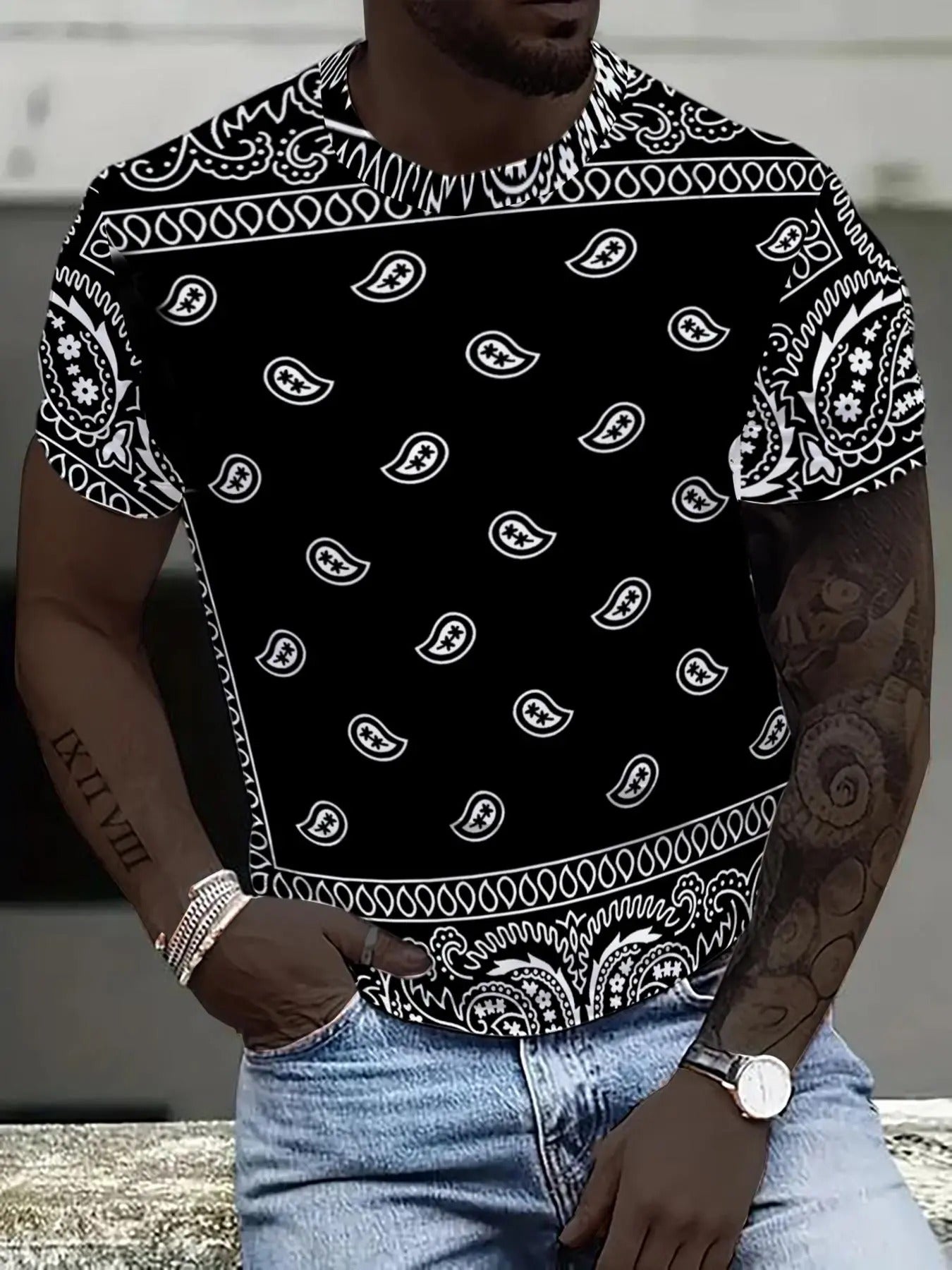 Men'WB shield Paisley Print Round Neck Tee, Regular Fit Summer TNF Short Sleeve Crew Neck T-Shirt for Summer, Men'WB...