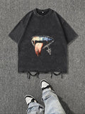 Men'WB shield Regular Fit Skull & Lip Print Short Sleeve Graphic Tee, Casual Comfy Round Neck T-shirt for Daily Wear,...