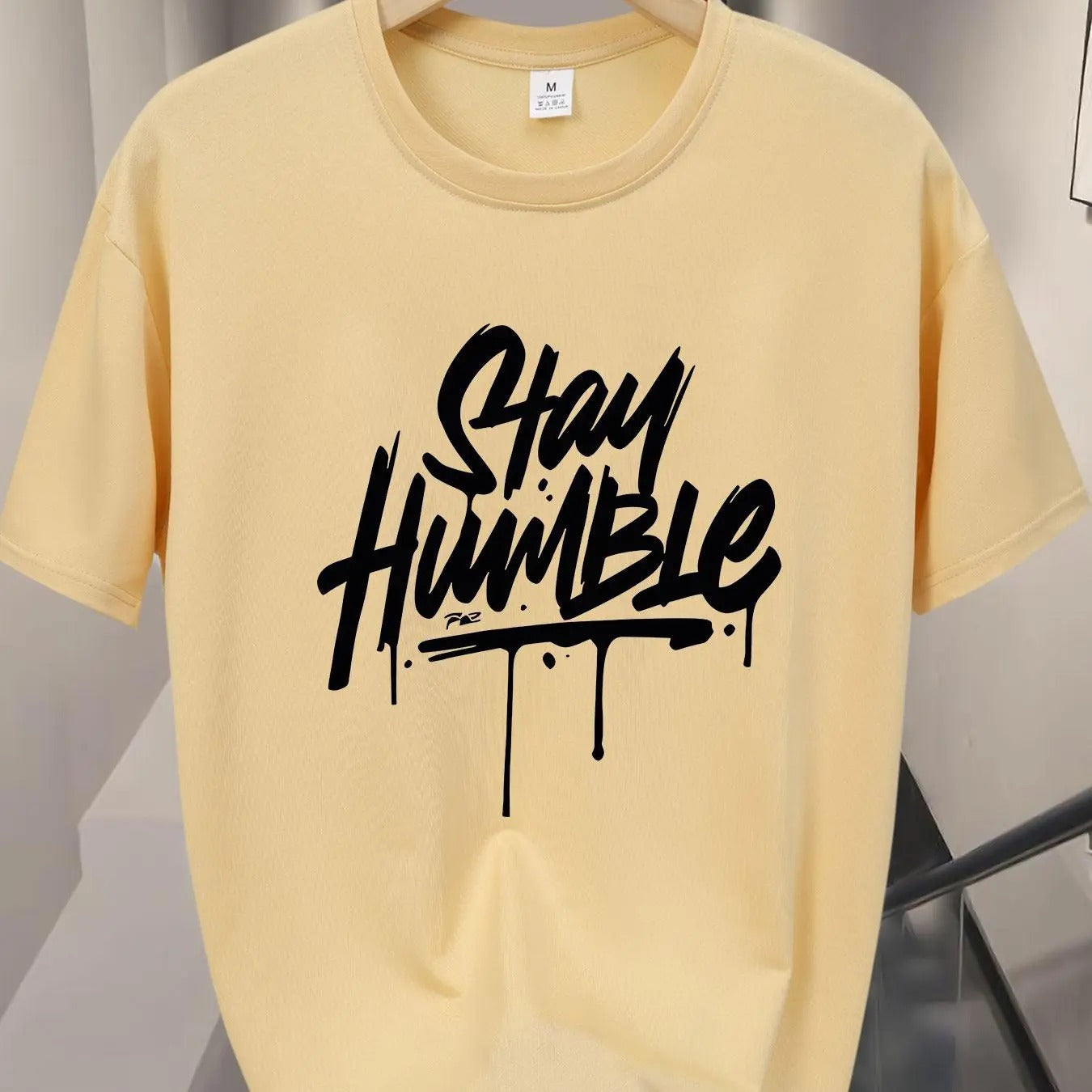 Men'WB shield Regular Fit Stay Humble Letter Print Round Neck Graphic Tee, Casual Short Sleeve T-shirt for Daily Wear,...