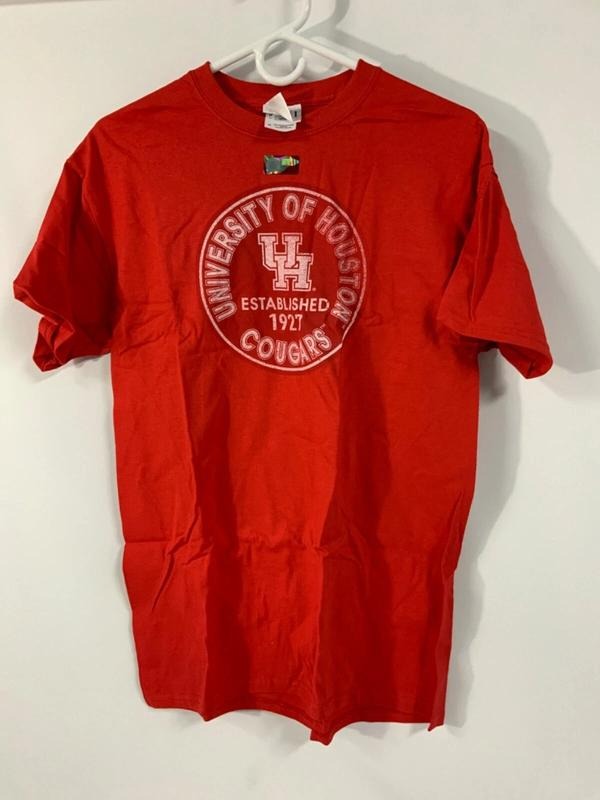 NCAA HOUSTON COUGARS VINTAGEUnisex T-shirt Sweatshirt Hoodie #25 | RetroVerseTees.com