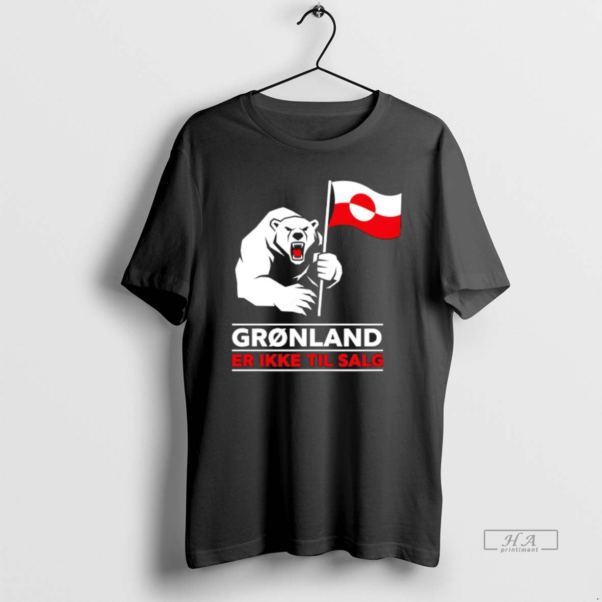 Official Bear Holding Greenland Flag Gronland Er Ikke Til Salg Political T-Shirts, Hoodie, Sweatshirt | RetroVerseTees.com