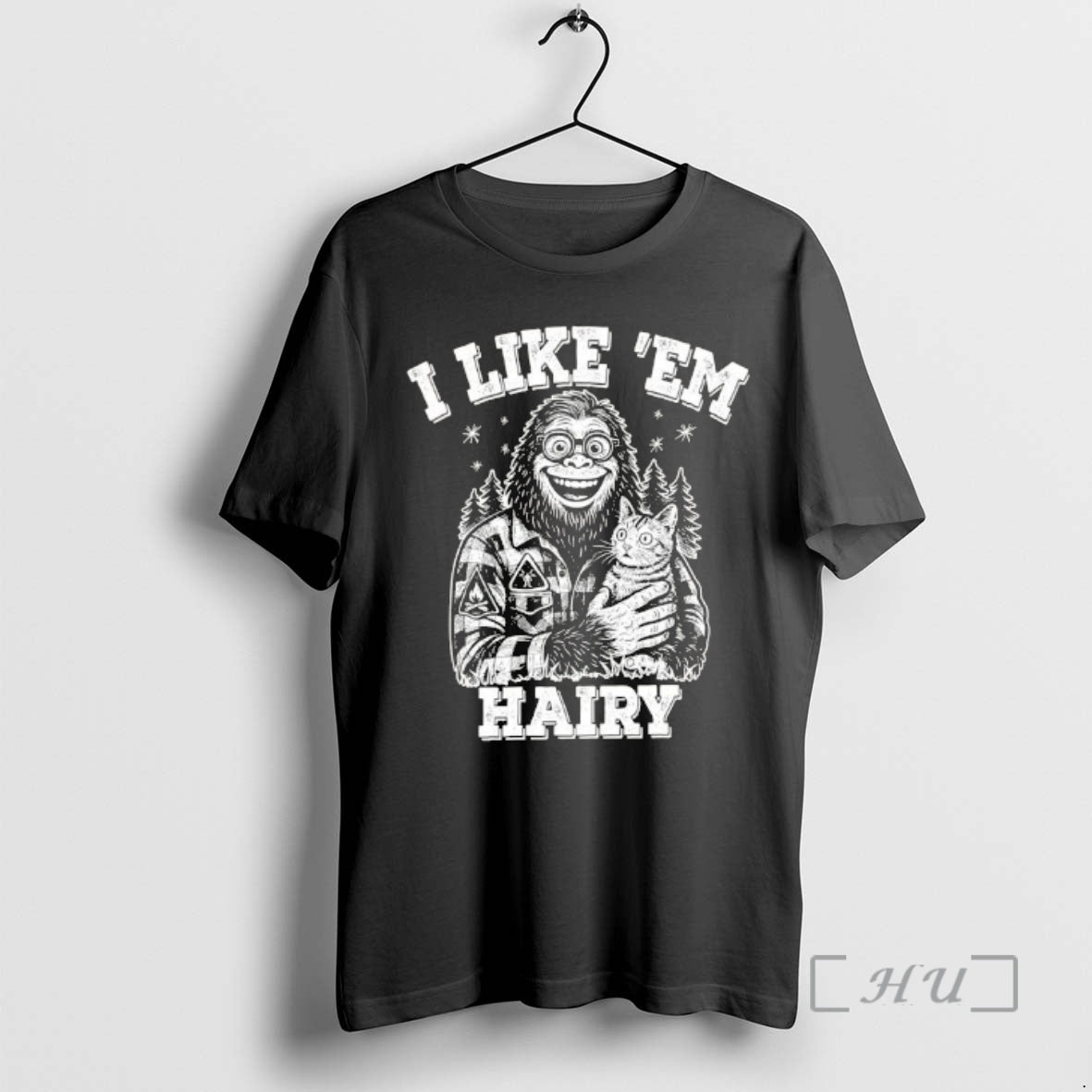 Officials Bigfoot And Cat I Like Em Hairy T-Shirts, Hoodie, Sweatshirt | RetroVerseTees.com