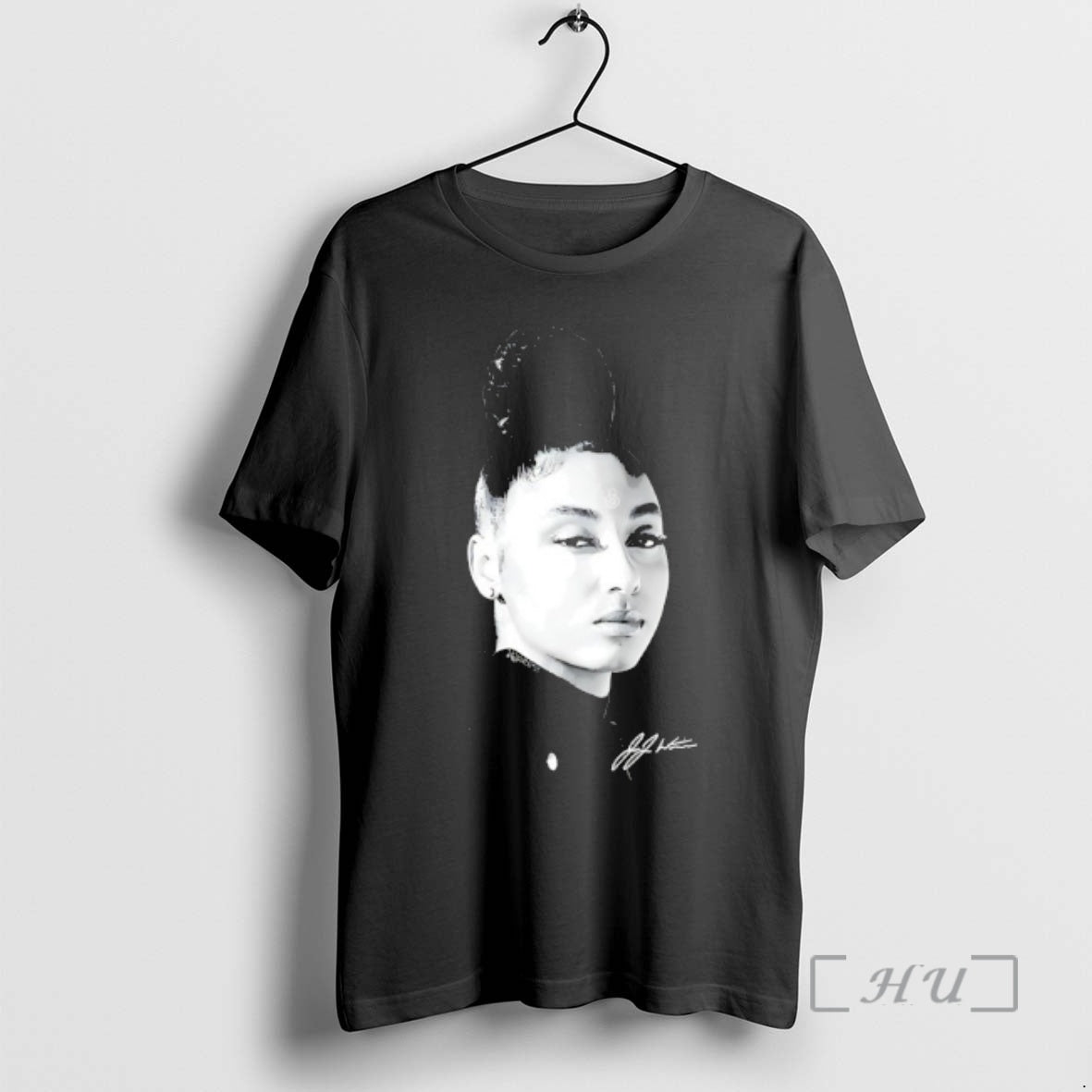 Officials Juju Watkins Womens Basketball Big Head Signature T-Shirts, Hoodie, Sweatshirt | RetroVerseTees.com