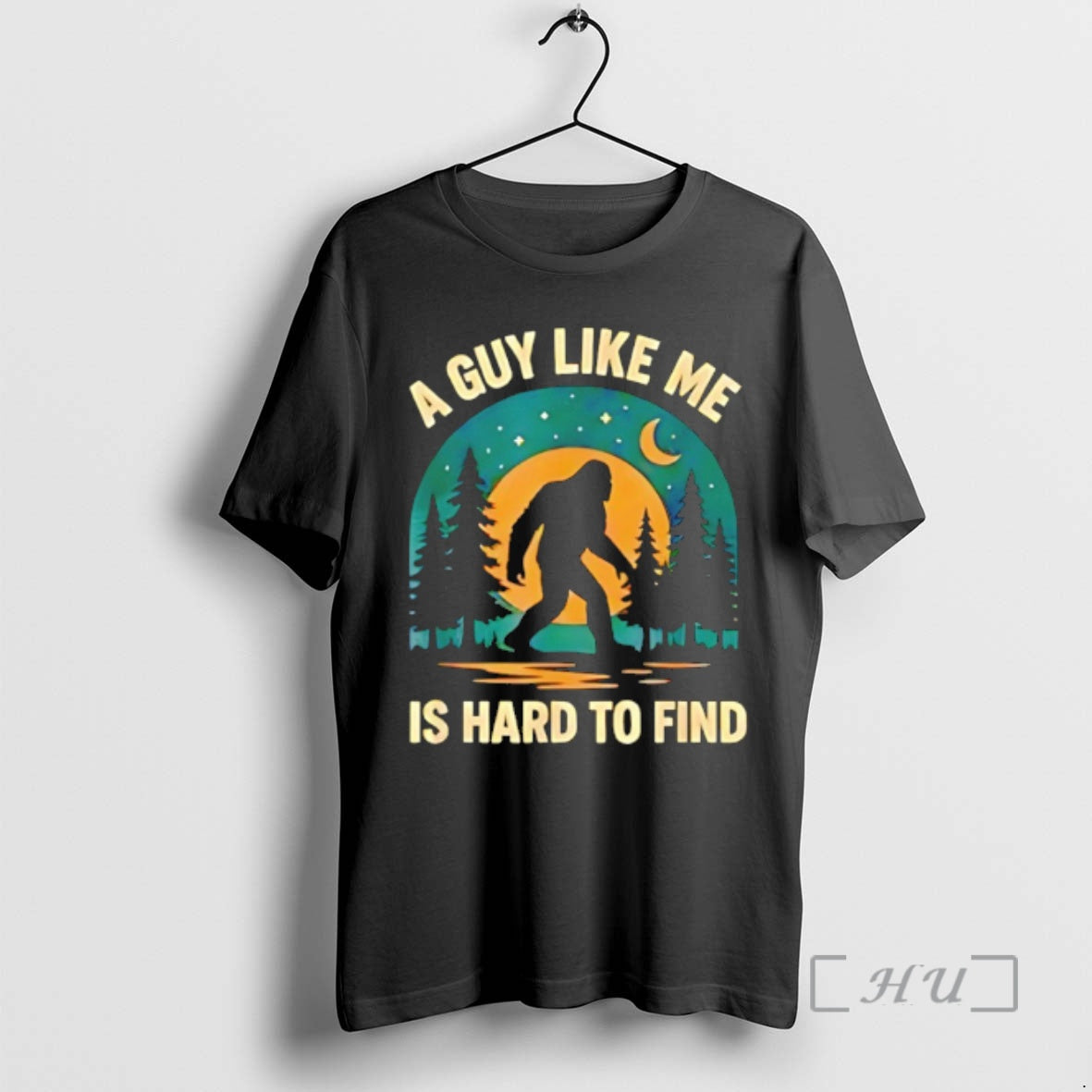 Officials Sasquatch A Guy Like Me Is Hard To Find T-Shirts, Hoodie, Sweatshirt | RetroVerseTees.com