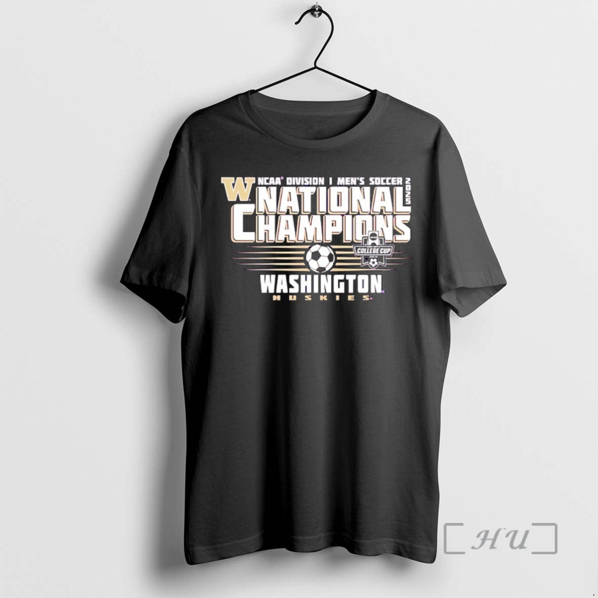 Officials Washington Huskies 2025 Mens Soccer National Champions Christmas T-Shirts, Hoodie, Sweatshirt | RetroVerseTees.com