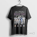 Officials Yes Im Old But I Saw Detroit Tigers Greatness Players Legends Signatures 2026 Premium T-Shirts, Hoodie, Sweatshirt