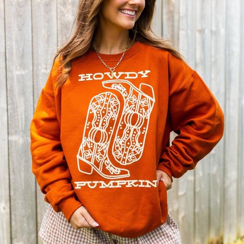 PUFF 'Howdy Pumpkin' Crewneck Sweatshirt T-Shirts, Hoodie | RetroVerseTees.com