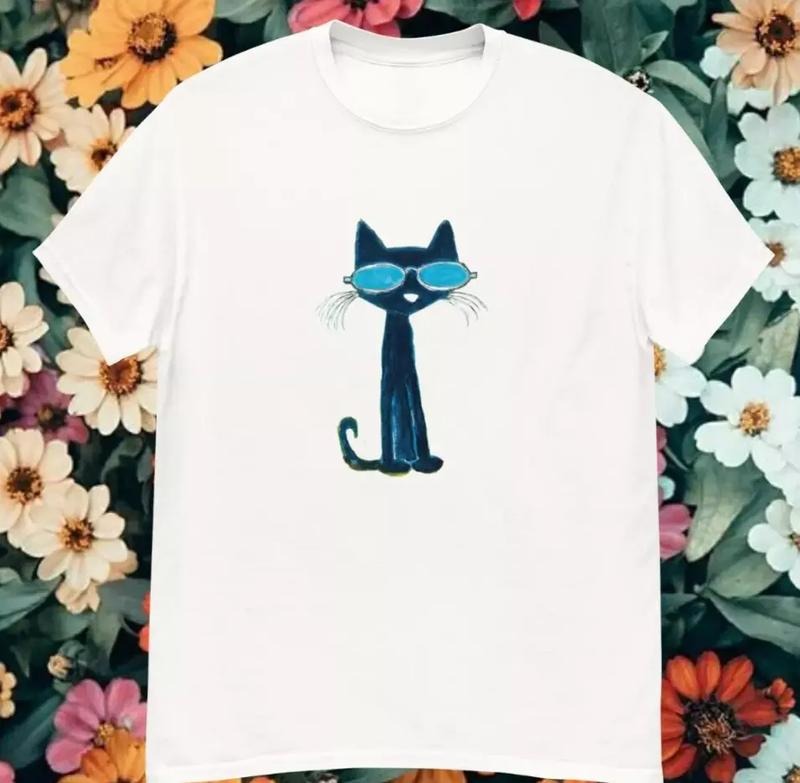 Pete The Cat Shirt, Graphic Tee Size S-3XL Hoodie, Sweatshirt | RetroVerseTees.com