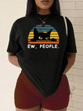 Plus Size Cartoon Cat Graphic Print Round Neck Tee, Casual Short Sleeve T-shirt, Women'WB shield Plus Size Summer...