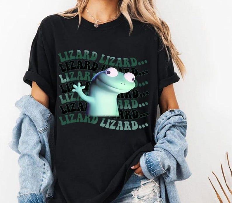 [Sale up to 30%] Comfort Colors Lizard Lizard Lizard Shirt, Viral Meme Shirt Hoodie, Sweatshirt | RetroVerseTees.com