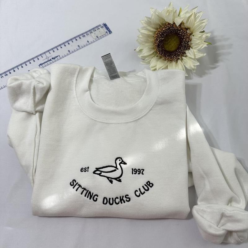 Sitting Ducks Club Embroidered sweatshirt; Ducks Club crewneck Casual Plain Cotton Casual T-Shirts, Hoodie