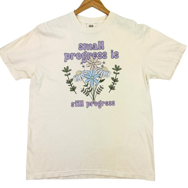 Small Progress Is Progress Comfort Colors T-Shirt Hoodie, Sweatshirt | RetroVerseTees.com