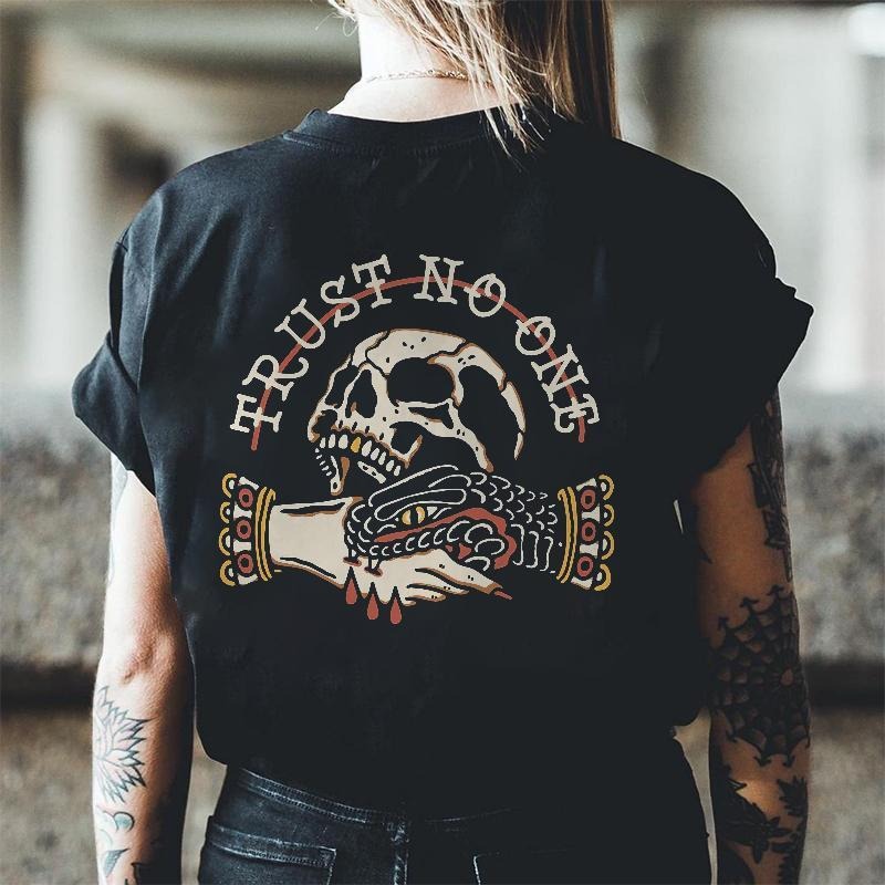 TRUST TNF Straw hat pirates PRINTED SKULL T-SHIRT, Ladies Summer Outfit, Gift For Women, TNF Day Gift, Gift For Girl...