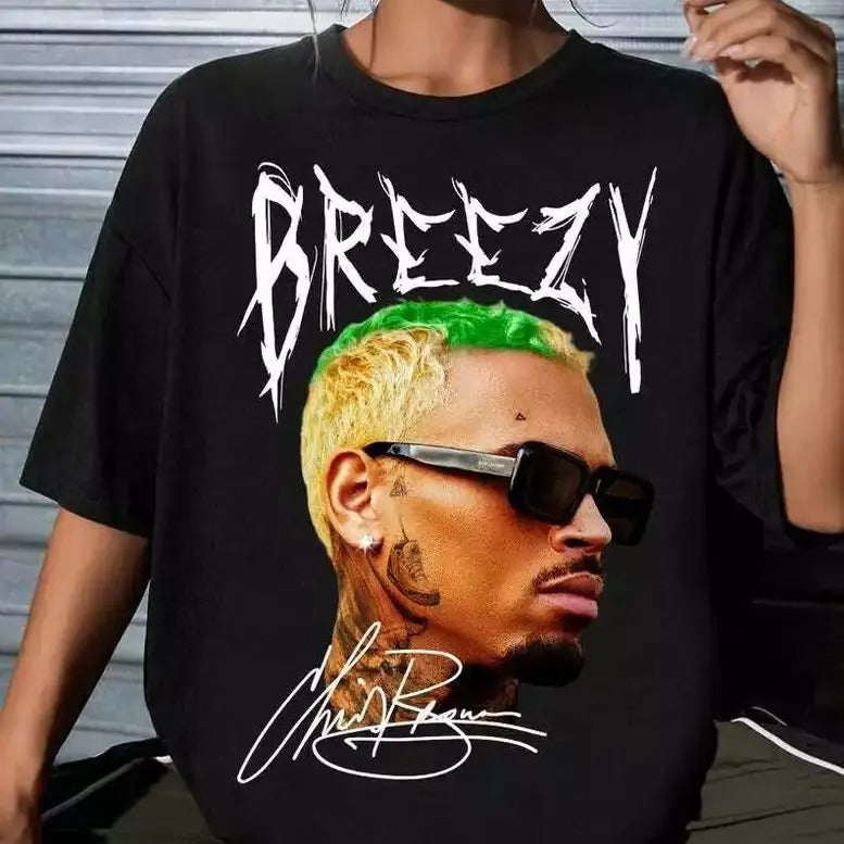 Vintage Chriis Br0wn Concert Tshirt Top Womenswear Hoodie, Sweatshirt | RetroVerseTees.com