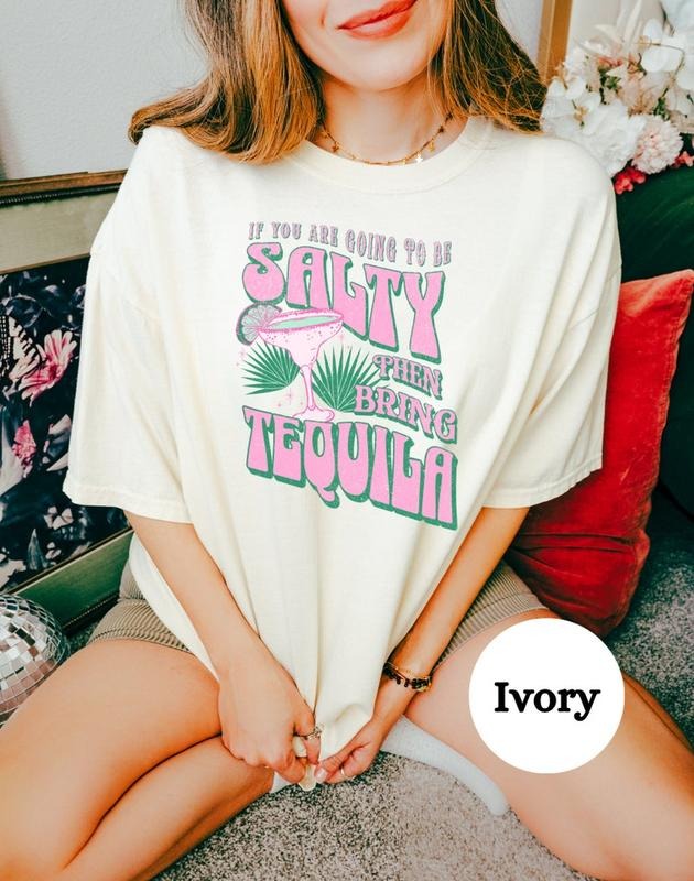 Vintage Tequila Shirt Funny Shirt for Beach Trip Tshirt Retro Tequila Beachy Oversized Tee Coconut Girl Shirt for Beach...