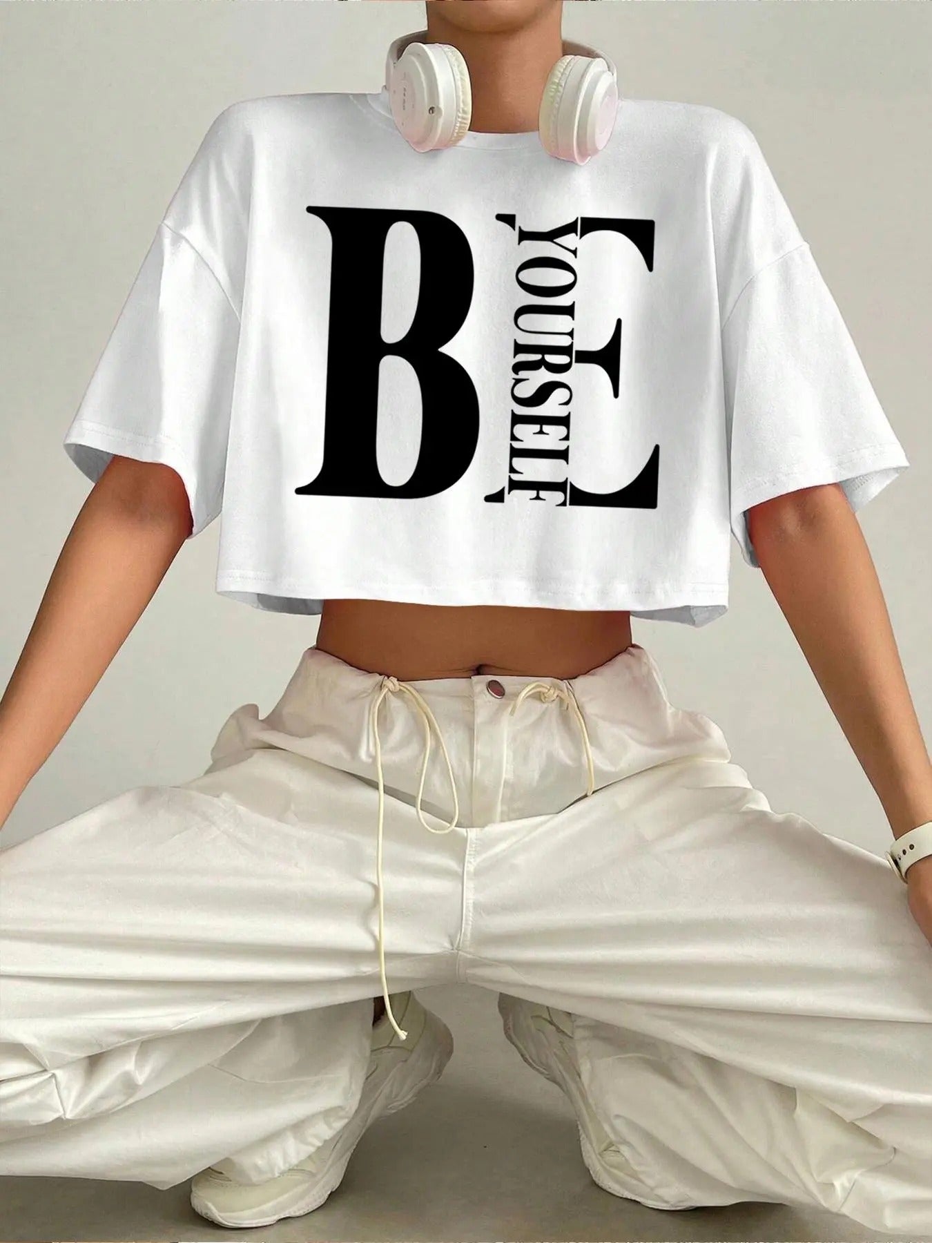 Women'WB shield "BE YOURSELF" Slogan Print Round Neck Drop Shoulder Crop Tee, Street Crew Neck Short Sleeve Cropped...