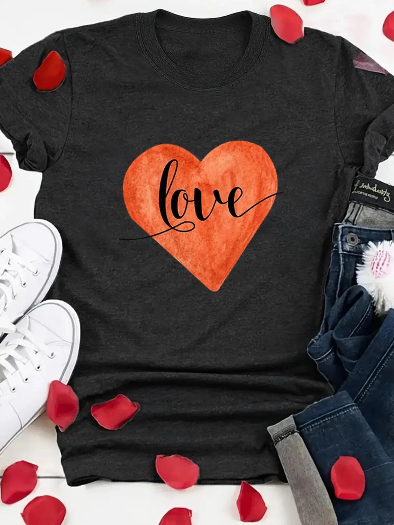Women'WB shield "Love" & Heart Print Round Neck Tee, Summer TNF Women, Fitted Casual Fashion Shortsleeve Crewneck T-Shirt...