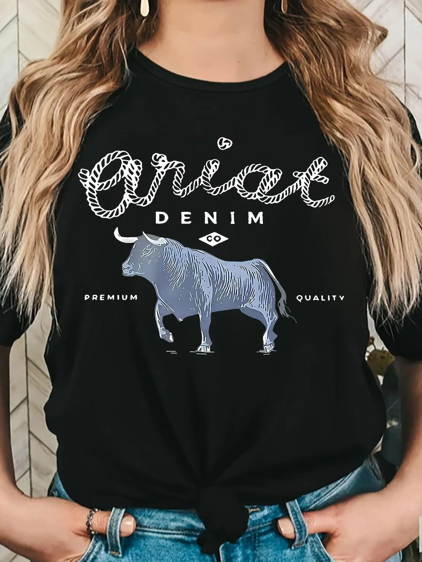 Women'WB shield Animal & Letter Print Round Neck Tee, Casual Short Sleeve Crew Neck T-Shirt for Summer, Fashion Women'WB...