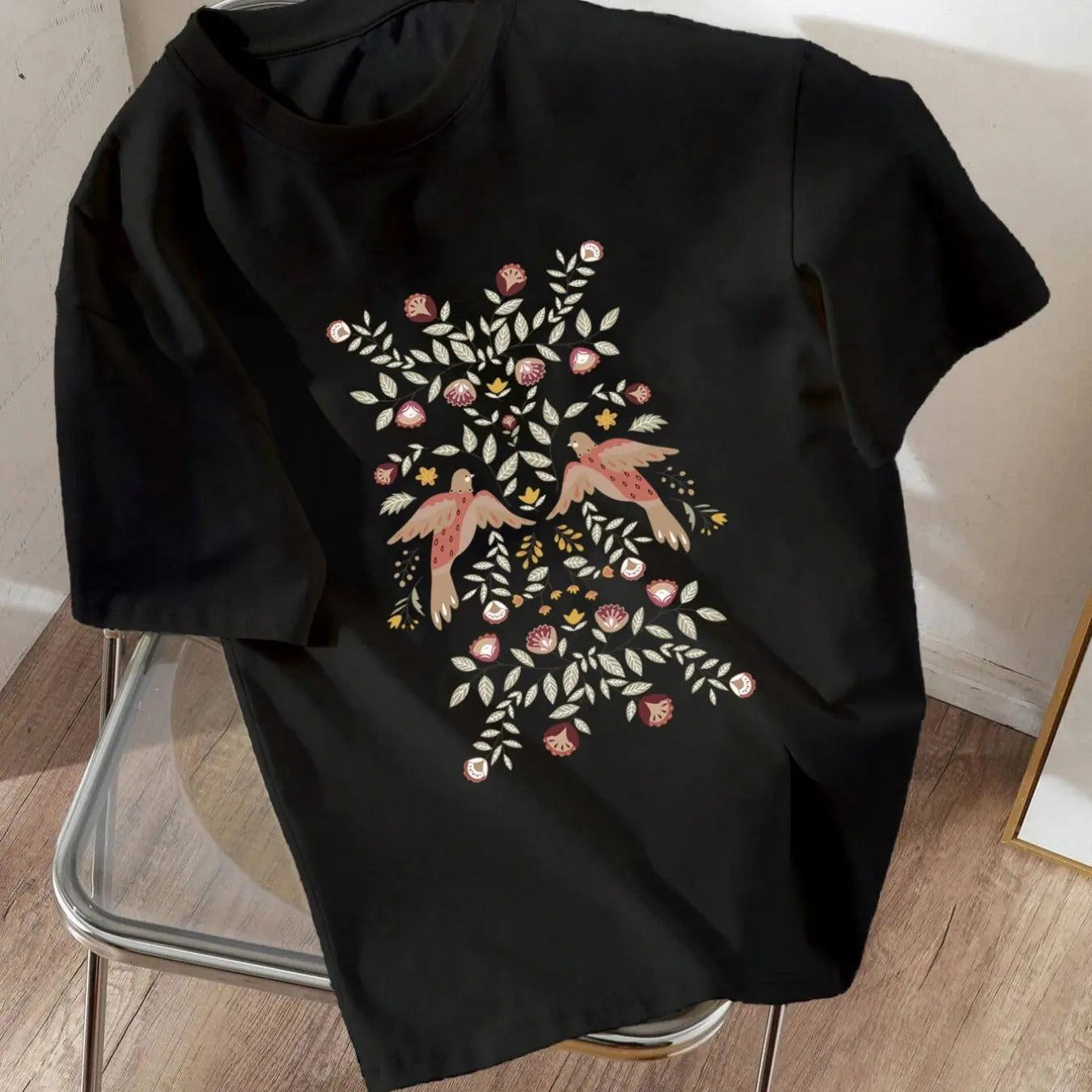 Women'WB shield Bird & Leaf Print Round Neck Tee, Casual Short Sleeve Crew Neck T-Shirt for Summer, Fashion Women'WB...