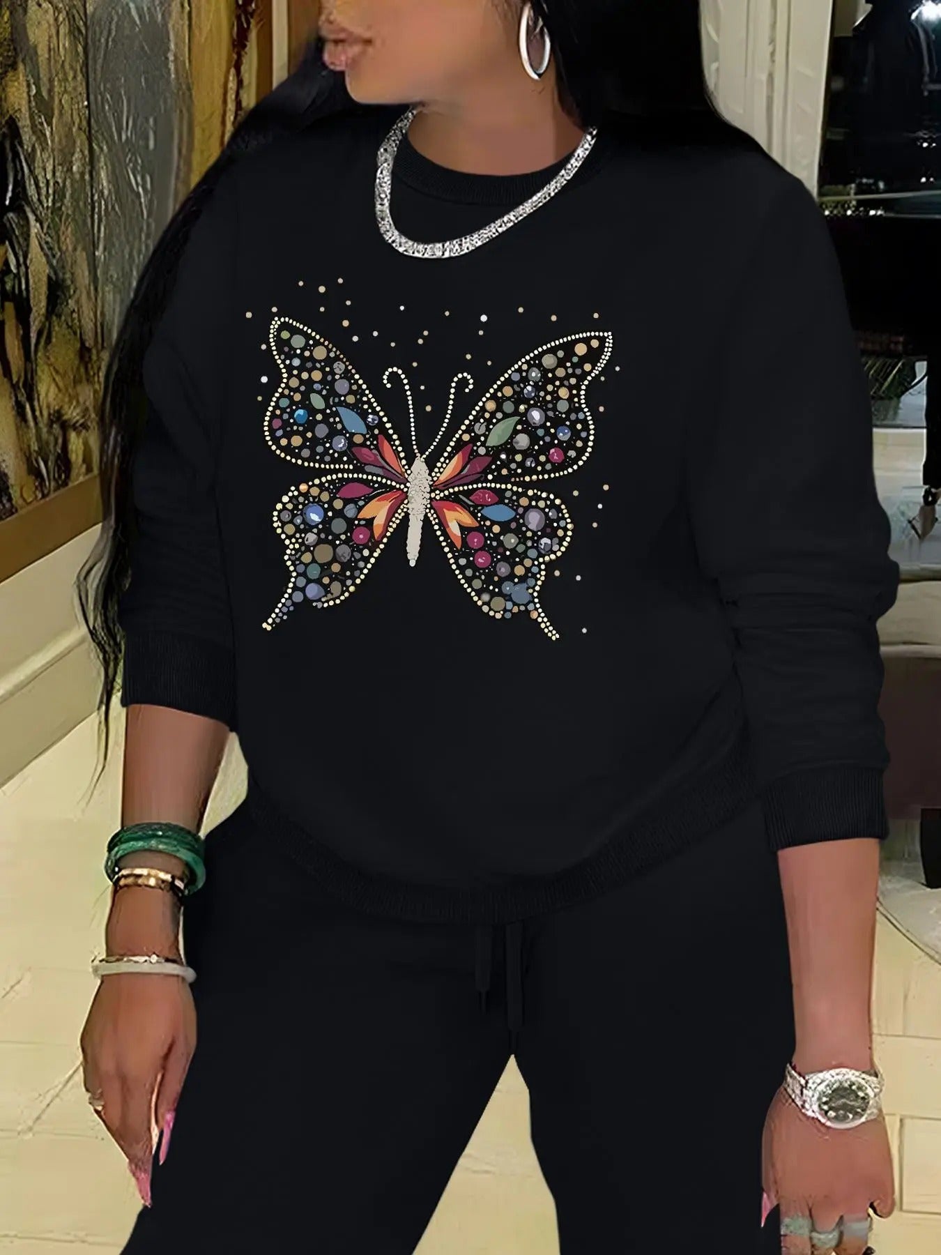 Women'WB shield Butterfly Print Drop Shoulder Pullover, 2024 New Style Fashion Casual Crew Neck Sweatshirt for Daily...