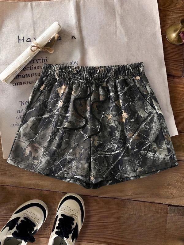Women'WB shield Camo Print Shorts, Casual Comfy Breathable Shorts for Daily Wear, Ladies Bottoms for Spiky hair fighters...