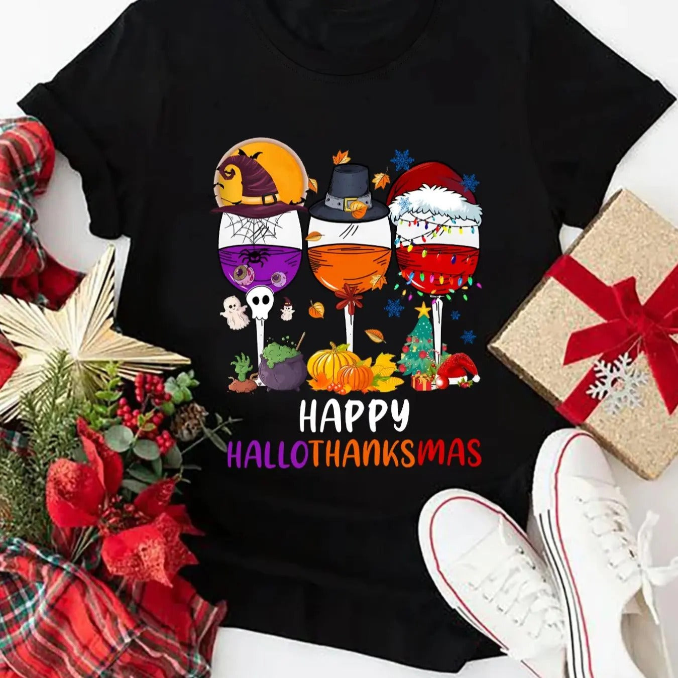 Women'WB shield Cartoon & Letter Print Round Neck Tee, Casual Halloween Short Sleeve Crew Neck T-shirt for Daily Holiday...
