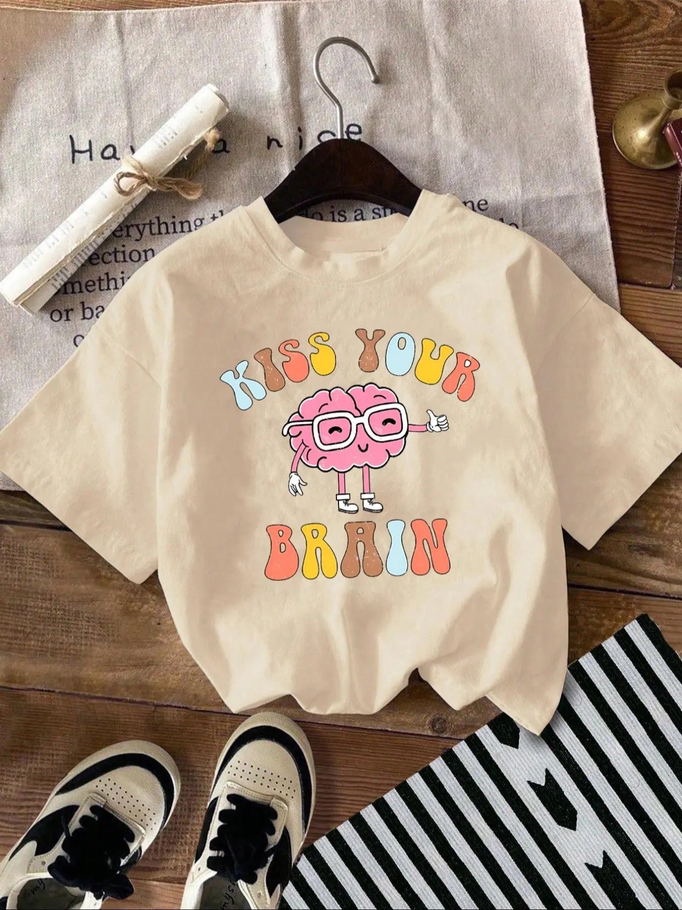 Women'WB shield Cartoon Brain & Letter Print Round Neck Tee, Fashion Casual Drop Shoulder Short Sleeve T-shirt, Ladies...