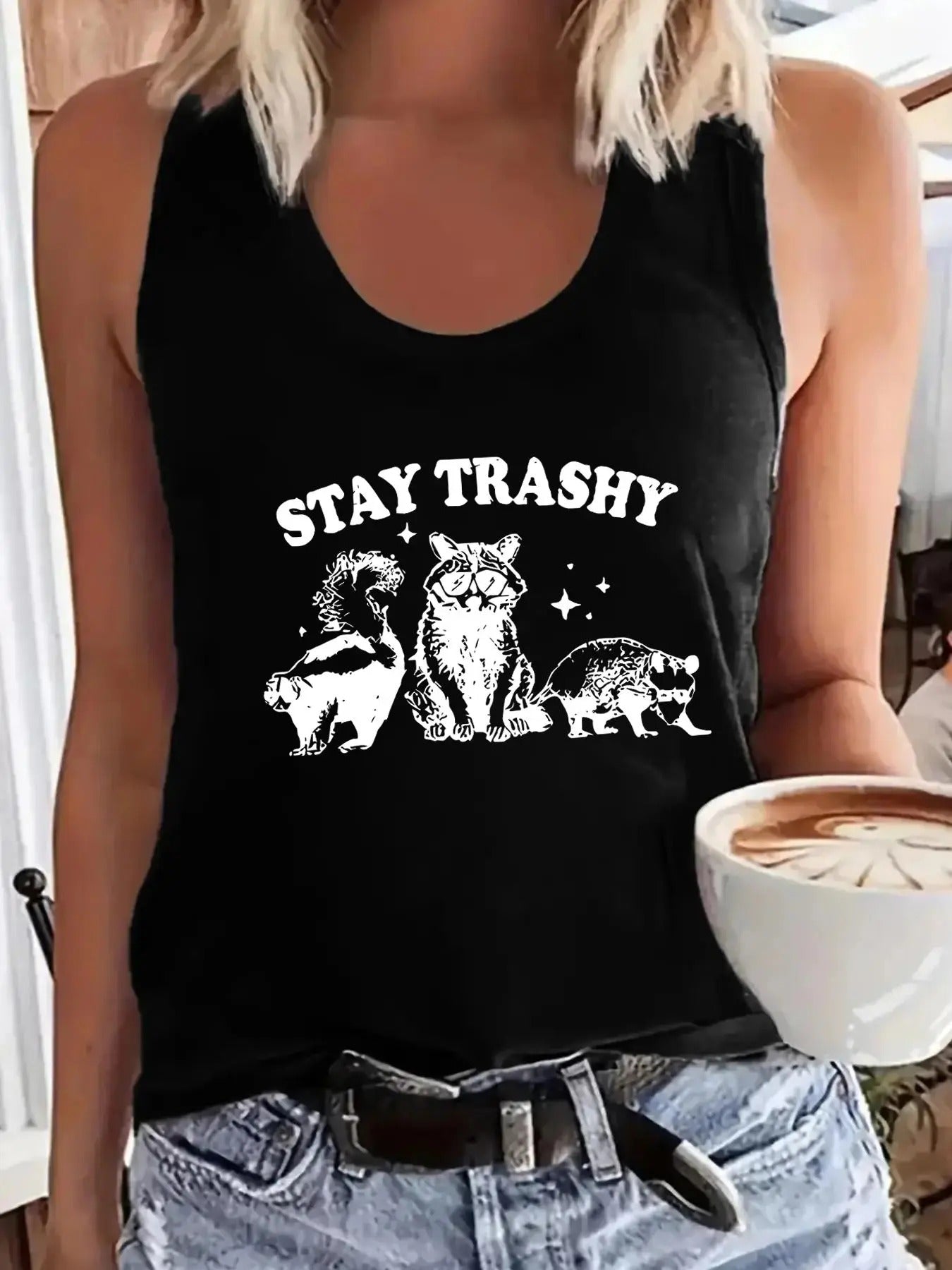 Women'WB shield Cartoon Cat & Letter Print Scoop Neck Tank Top, Casual Sleeveless Top for Summer, Ladies TNF for Daily...