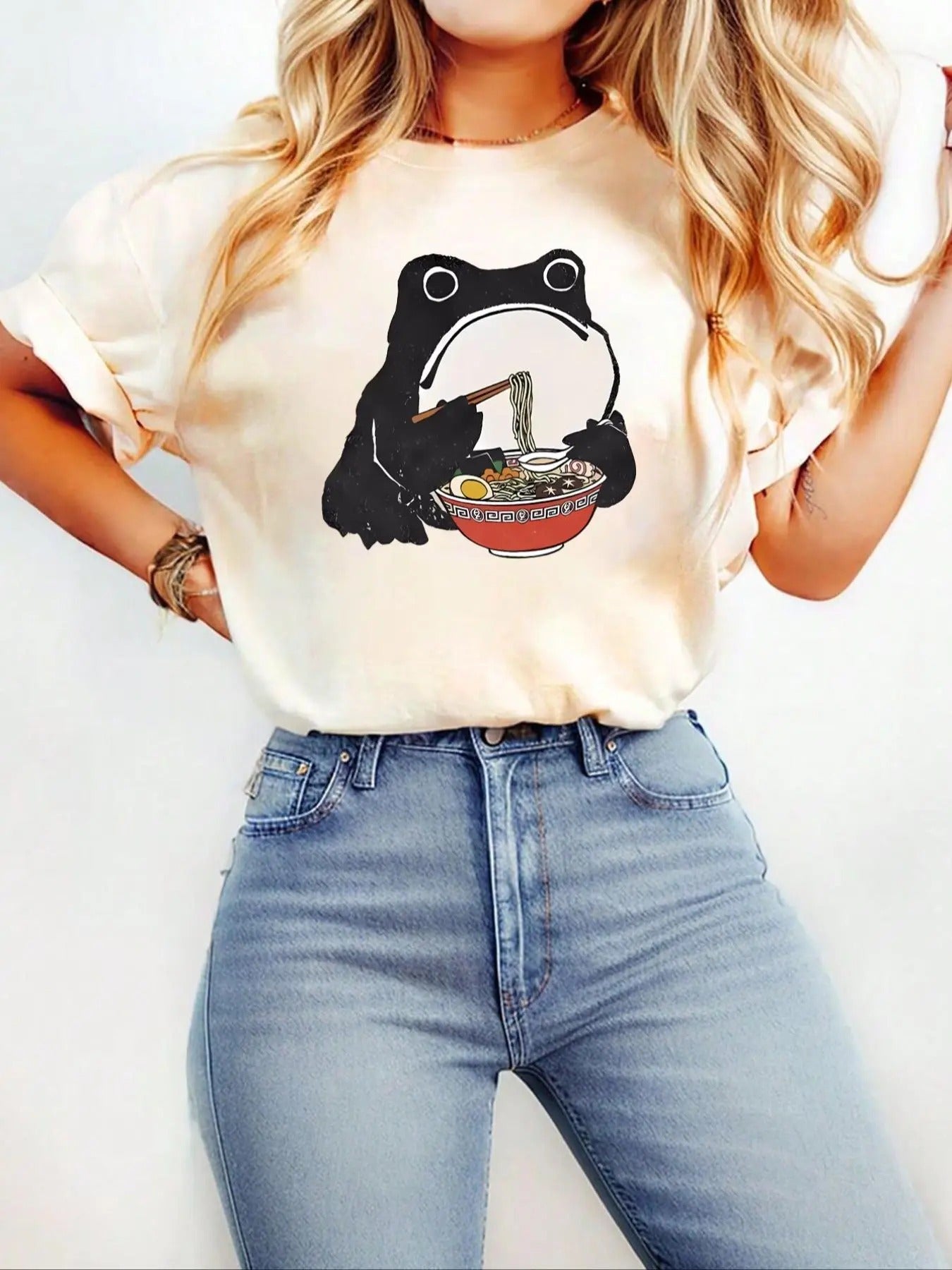 Women'WB shield Cartoon Frog Print Round Neck Tee, Fashion Casual Crew Neck T-Shirt for Daily Holiday Vacation Outdoor...