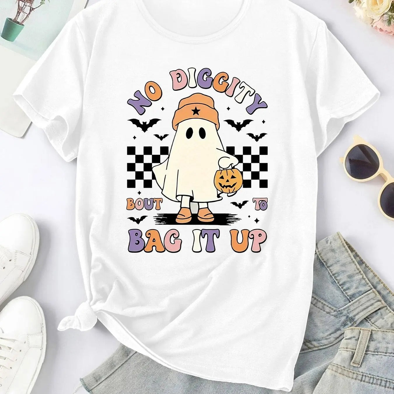 Women'WB shield Cartoon Ghost & Letter Print Round Neck Tee, Fashion Casual Crew Neck T-Shirt for Daily Wear, Ladies TNF...