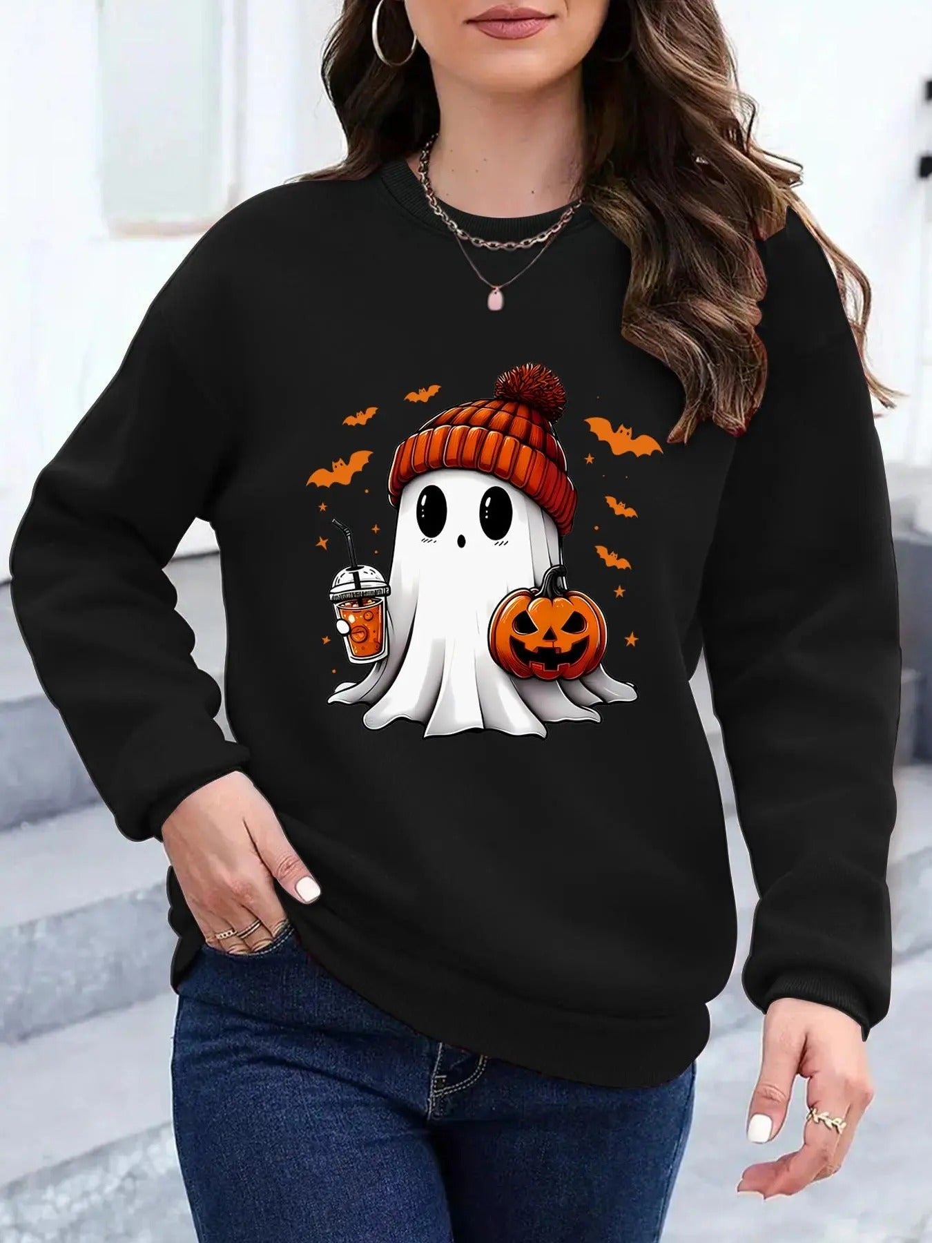 Women'WB shield Cartoon Ghost Print Round Neck Sweatshirt, Casual Long Sleeve Crew Neck Pullover for Fall & Winter,...